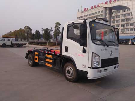 楚飛牌CLQ5040ZXX5SX型車(chē)廂可卸式垃圾車(chē)